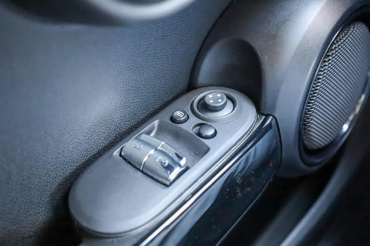 1.5 136pk AUT Cooper Camden Edition | Rijprofielinstellingen | Parkeersensoren | Apple CarPlay / Android Auto