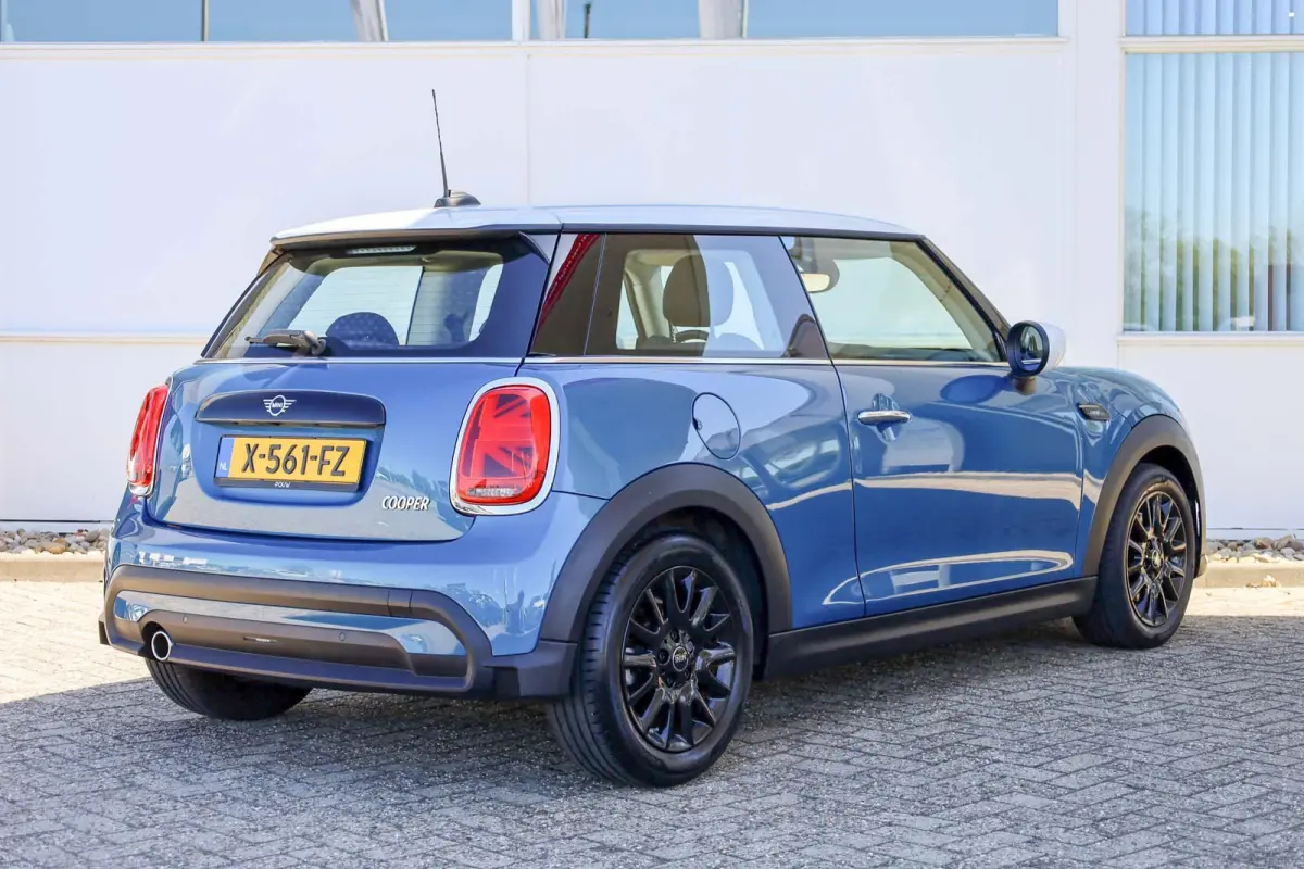 1.5 136pk AUT Cooper Camden Edition | Rijprofielinstellingen | Parkeersensoren | Apple CarPlay / Android Auto