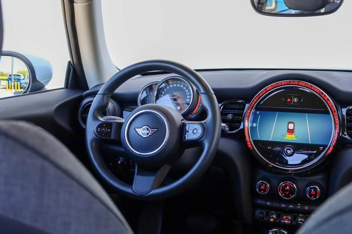 1.5 136pk AUT Cooper Camden Edition | Rijprofielinstellingen | Parkeersensoren | Apple CarPlay / Android Auto
