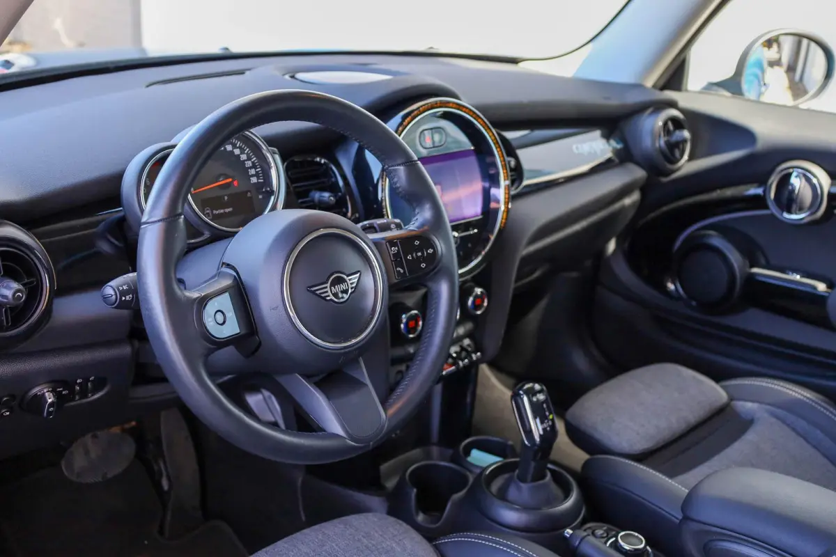 1.5 136pk AUT Cooper Camden Edition | Rijprofielinstellingen | Parkeersensoren | Apple CarPlay / Android Auto