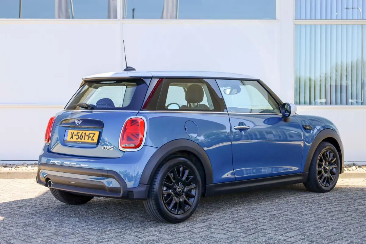 1.5 136pk AUT Cooper Camden Edition | Rijprofielinstellingen | Parkeersensoren | Apple CarPlay / Android Auto