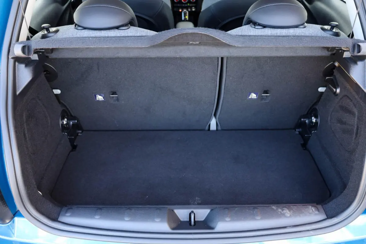 1.5 136pk AUT Cooper Camden Edition | Rijprofielinstellingen | Parkeersensoren | Apple CarPlay / Android Auto
