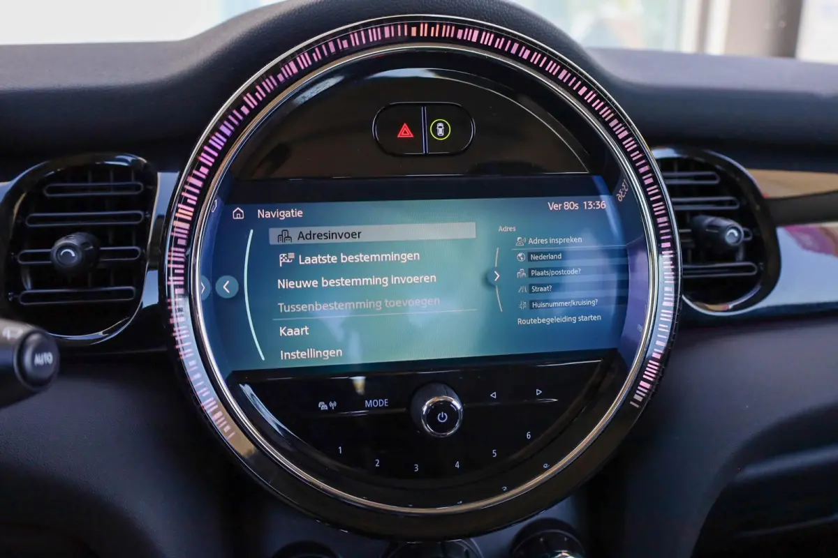 1.5 136pk AUT Cooper Camden Edition | Rijprofielinstellingen | Parkeersensoren | Apple CarPlay / Android Auto