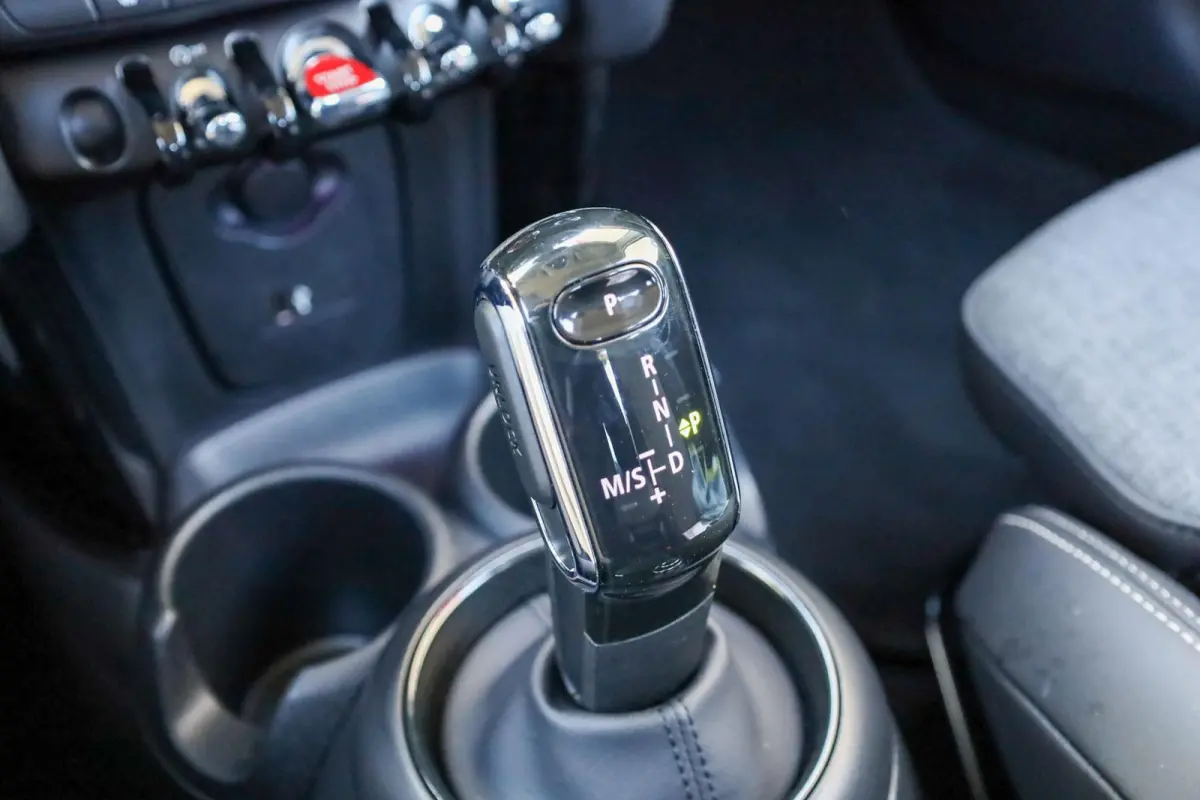 1.5 136pk AUT Cooper Camden Edition | Rijprofielinstellingen | Parkeersensoren | Apple CarPlay / Android Auto