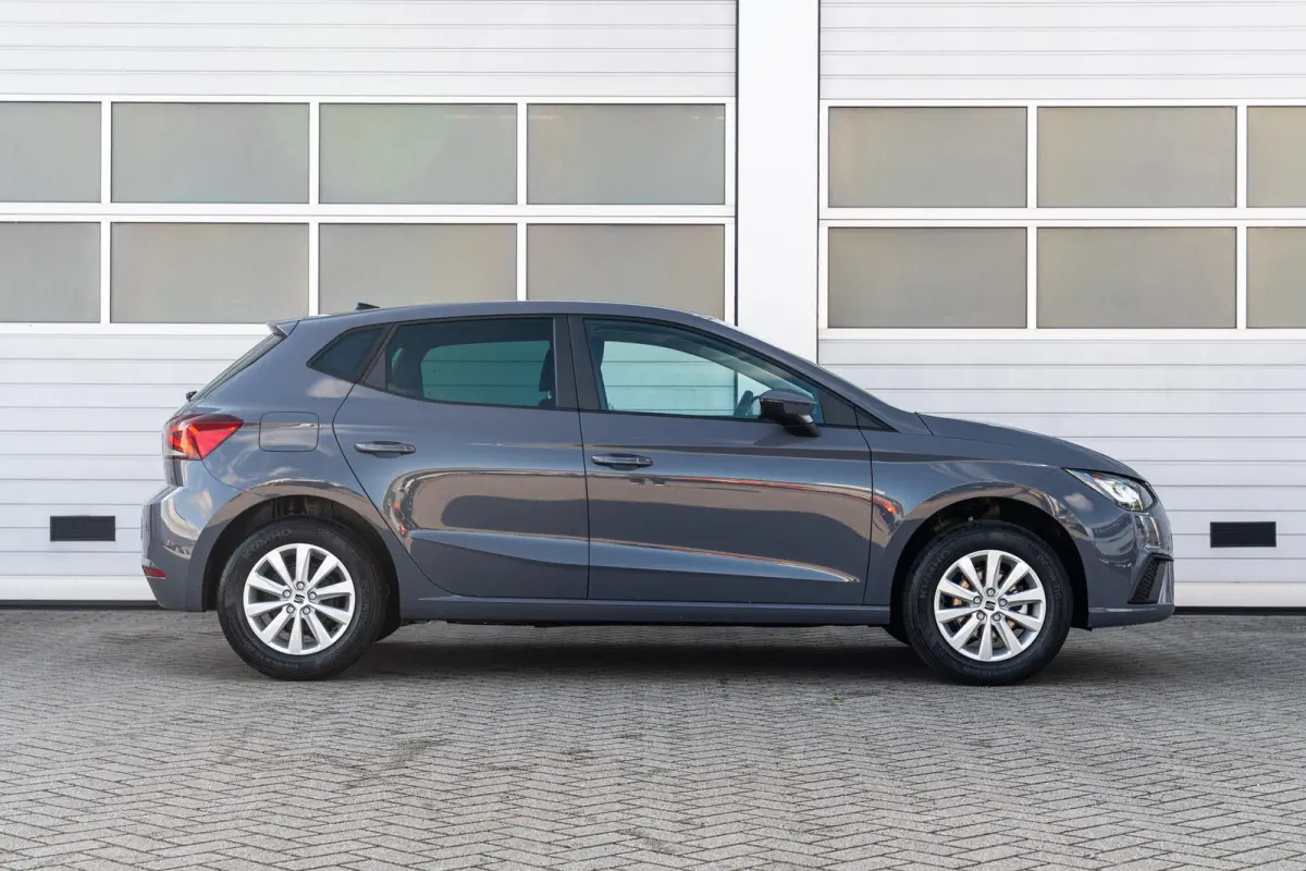 1.0 EcoTSI 95pk Style Business Connect | Trekhaak Afneembaar | Stoelverwarming | Apple Carplay/Android Auto
