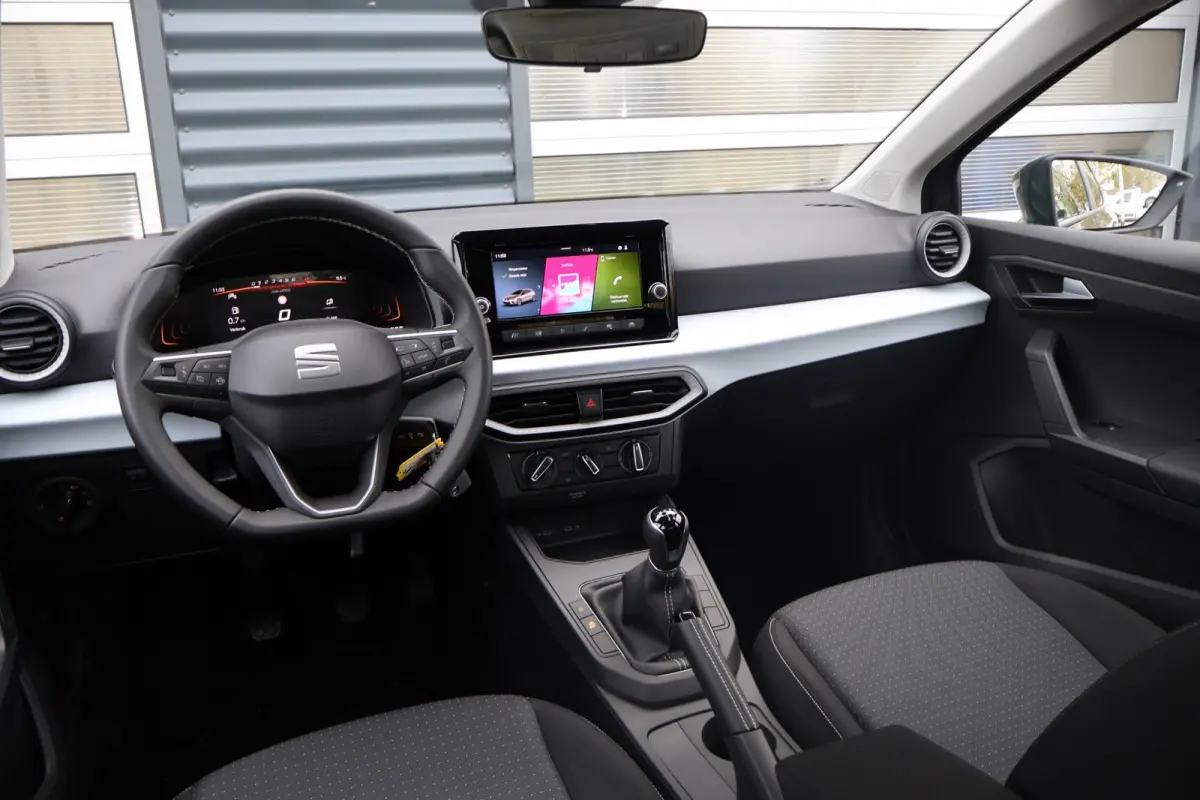 1.0 EcoTSI 95pk Style | 16" Velgen | Apple Carplay/Android Auto