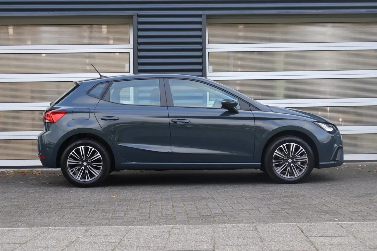 1.0 EcoTSI 95pk Style | 16" Velgen | Apple Carplay/Android Auto