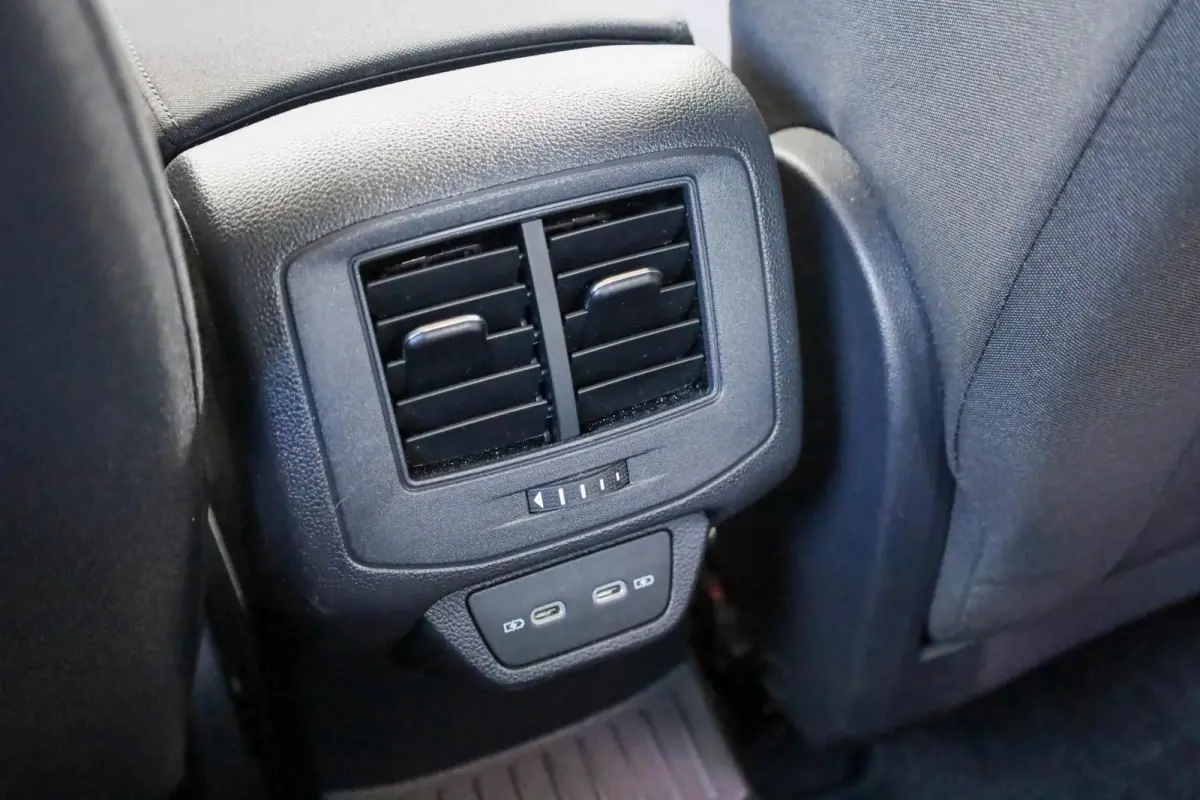 1.0 TSI 110pk Style | Trekhaak | Parkeersensoren | Cruise Control Adaptief