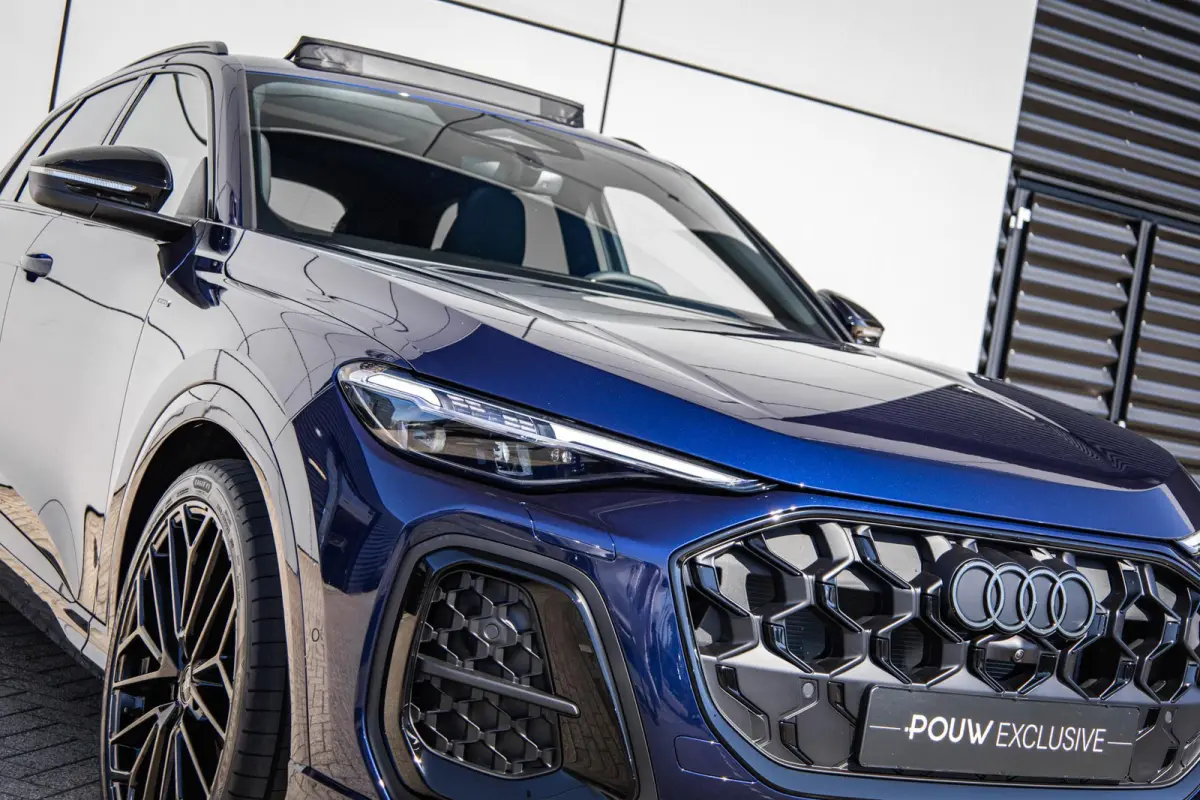 2.0 TFSI e-hybrid quattro S Edition Competition | Tech Pro | Head-up Display