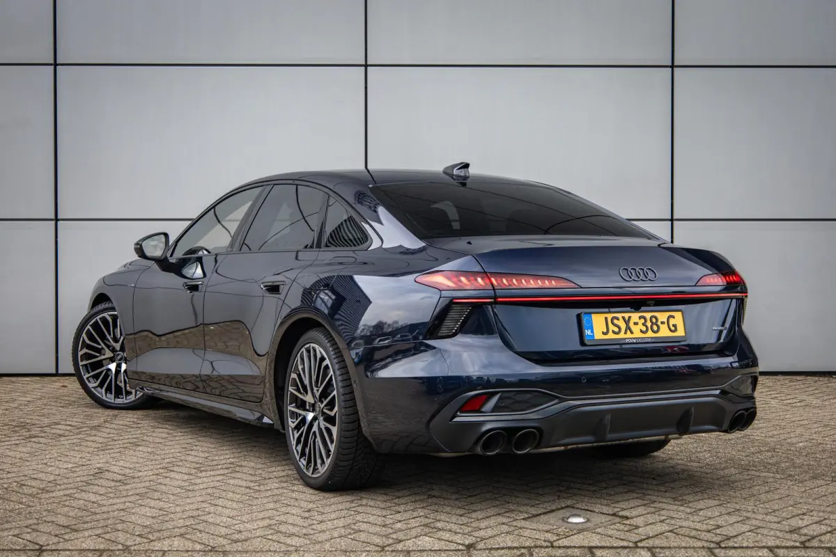 2.0 e-hybrid 299pk quattro Edition One | S-Line In- & Exterieur | 21"  Velgen