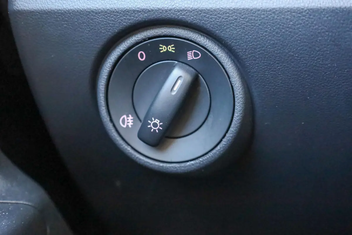 up! 1.0 60pk Move up! | DAB | Lane Assist | Bluetooth