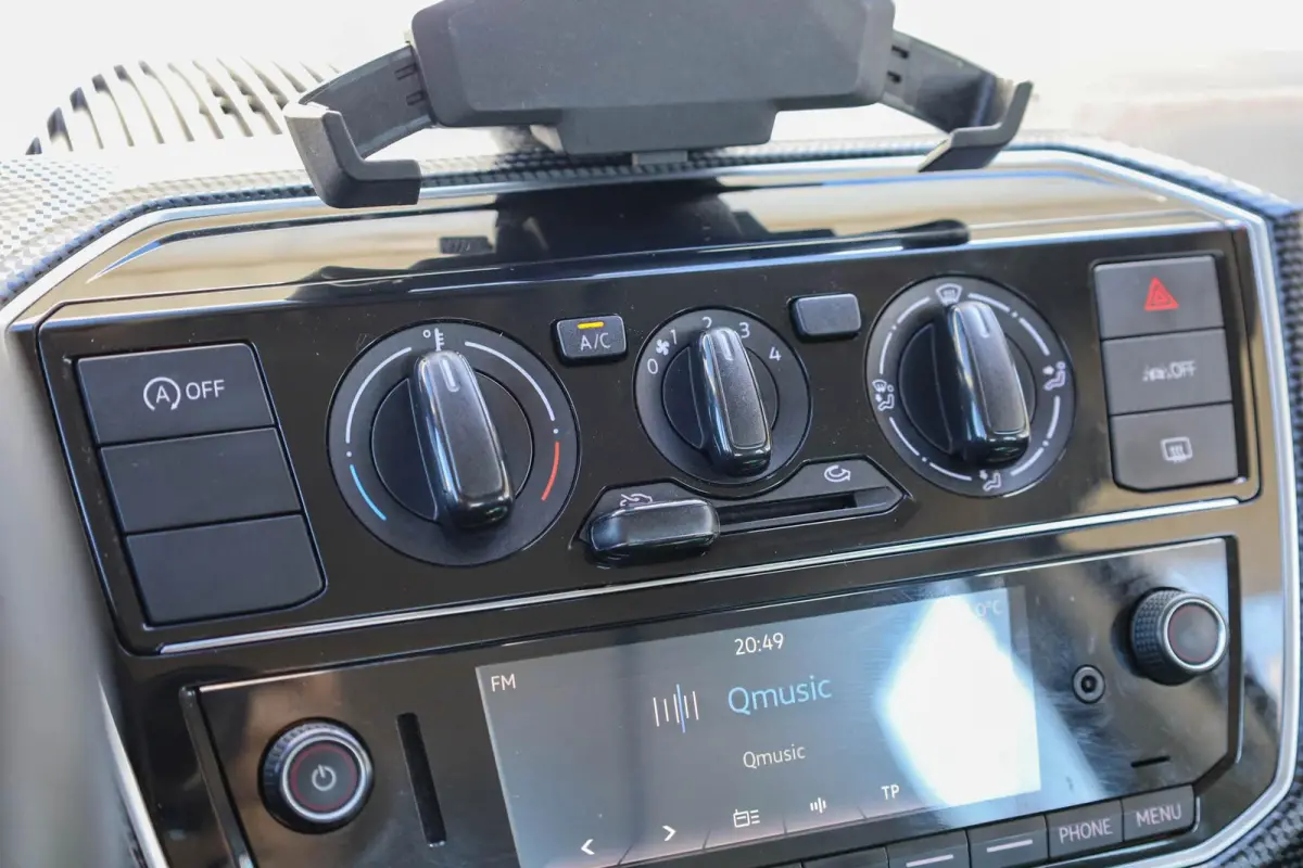 up! 1.0 60pk Move up! | DAB | Lane Assist | Bluetooth