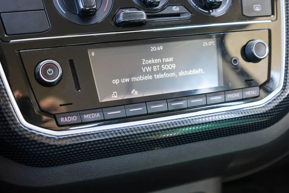 up! 1.0 60pk Move up! | DAB | Lane Assist | Bluetooth