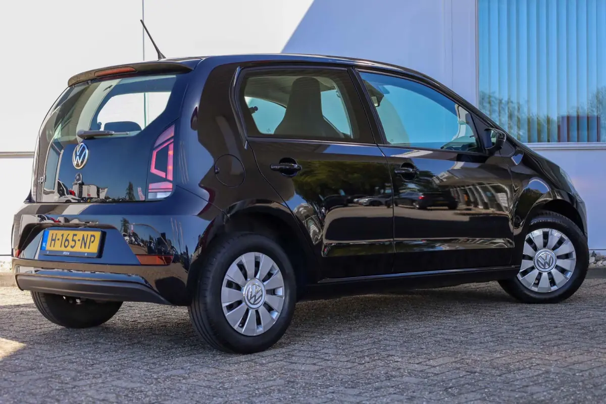 up! 1.0 60pk Move up! | DAB | Lane Assist | Bluetooth