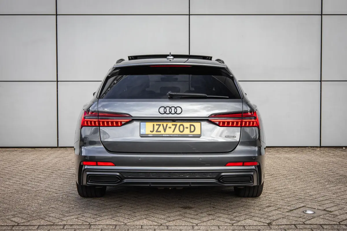 55 TFSIe 367pk quattro Pro Line S Competition | SoH 87% | Panoramadak | Trekhaak | 360 Camera | 20" LMV