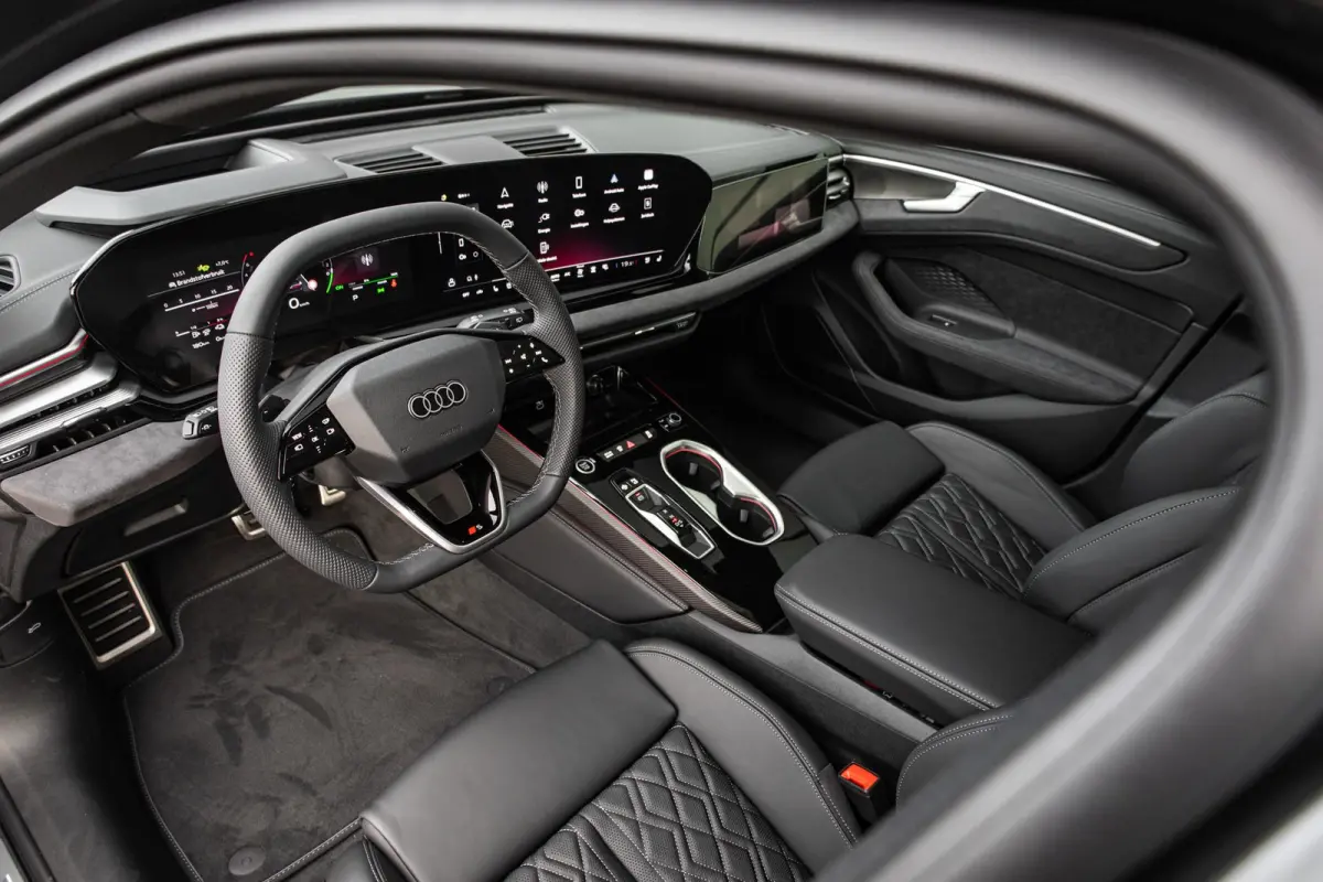 2.0 e-hybrid 367pk quattro S edition Competition | Tech Plus Pakket | Bang & Olufsen Premium Sound 3D