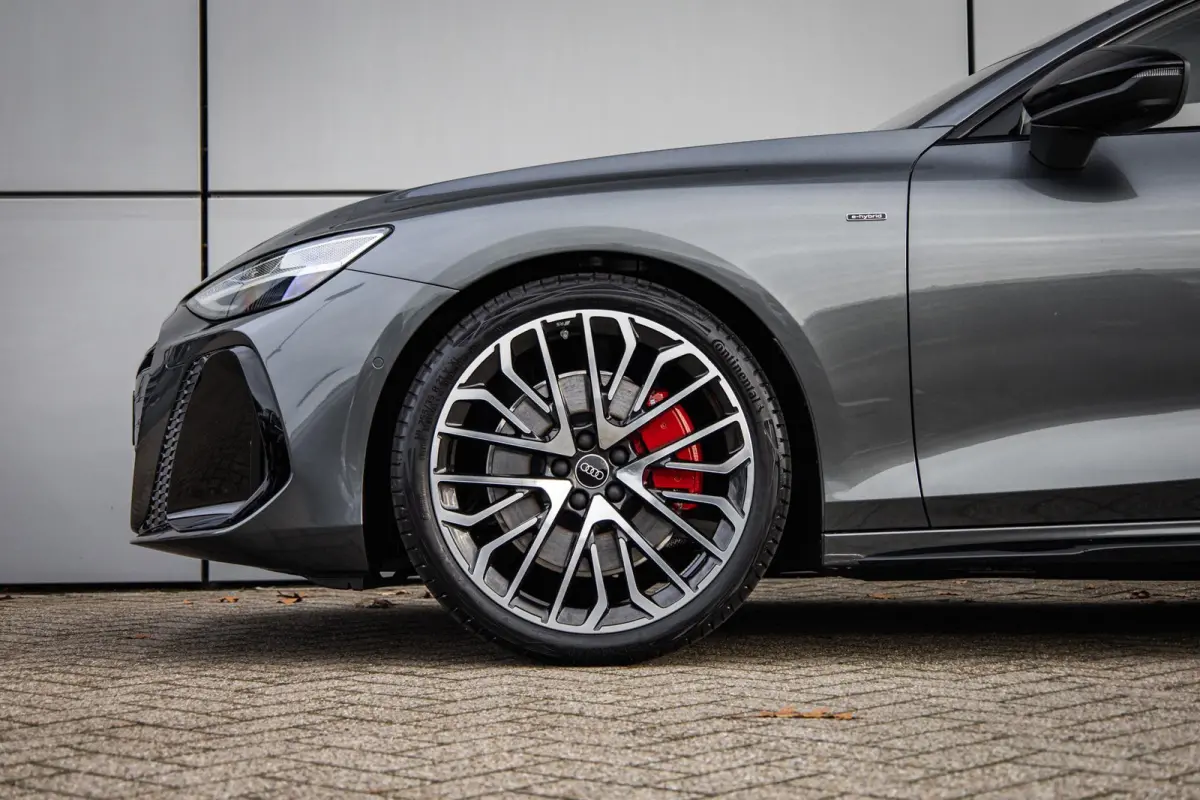 2.0 e-hybrid 367pk quattro S edition Competition | Tech Plus Pakket | Bang & Olufsen Premium Sound 3D