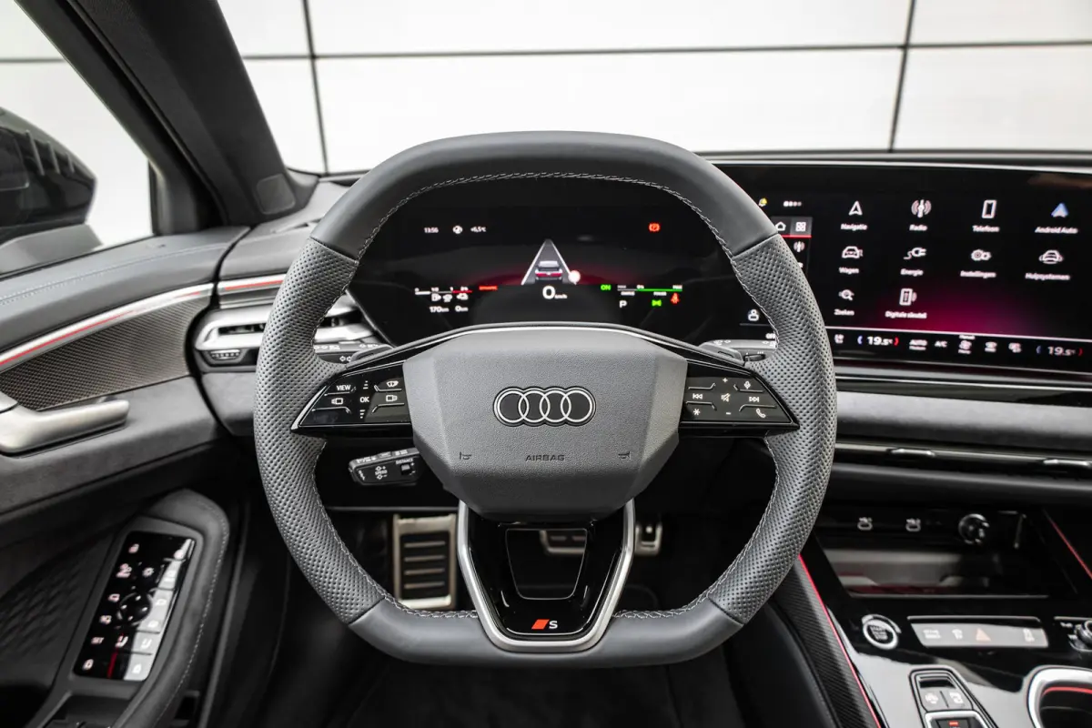 2.0 e-hybrid 367pk quattro S edition Competition | Tech Plus Pakket | Bang & Olufsen Premium Sound 3D