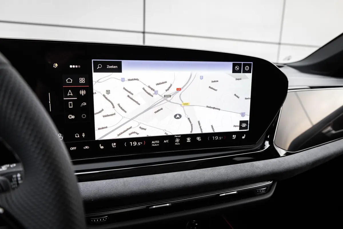 2.0 e-hybrid 367pk quattro S edition Competition | Tech Plus Pakket | Bang & Olufsen Premium Sound 3D