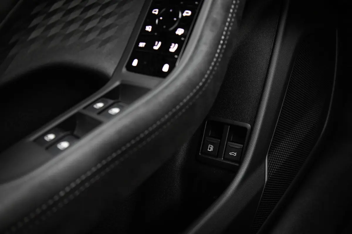 2.0 e-hybrid 367pk quattro S edition Competition | Tech Plus Pakket | Bang & Olufsen Premium Sound 3D