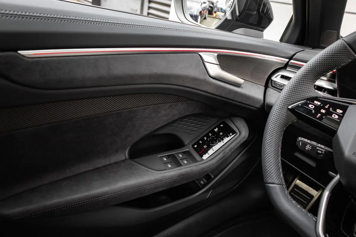 2.0 e-hybrid 367pk quattro S edition Competition | Tech Plus Pakket | Bang & Olufsen Premium Sound 3D