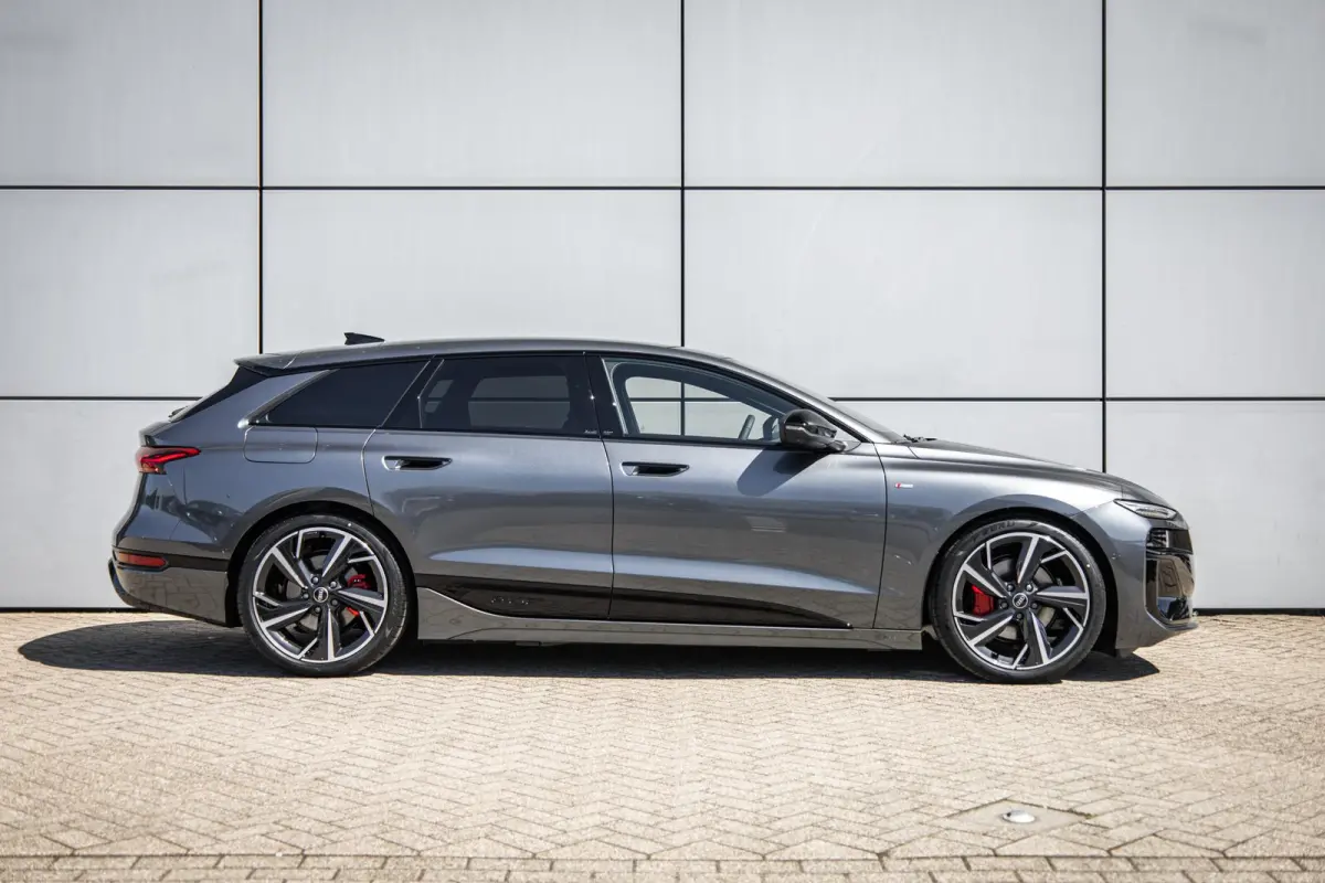 286pk S Edition 83 kWh | Head-up Display | Luchtvering