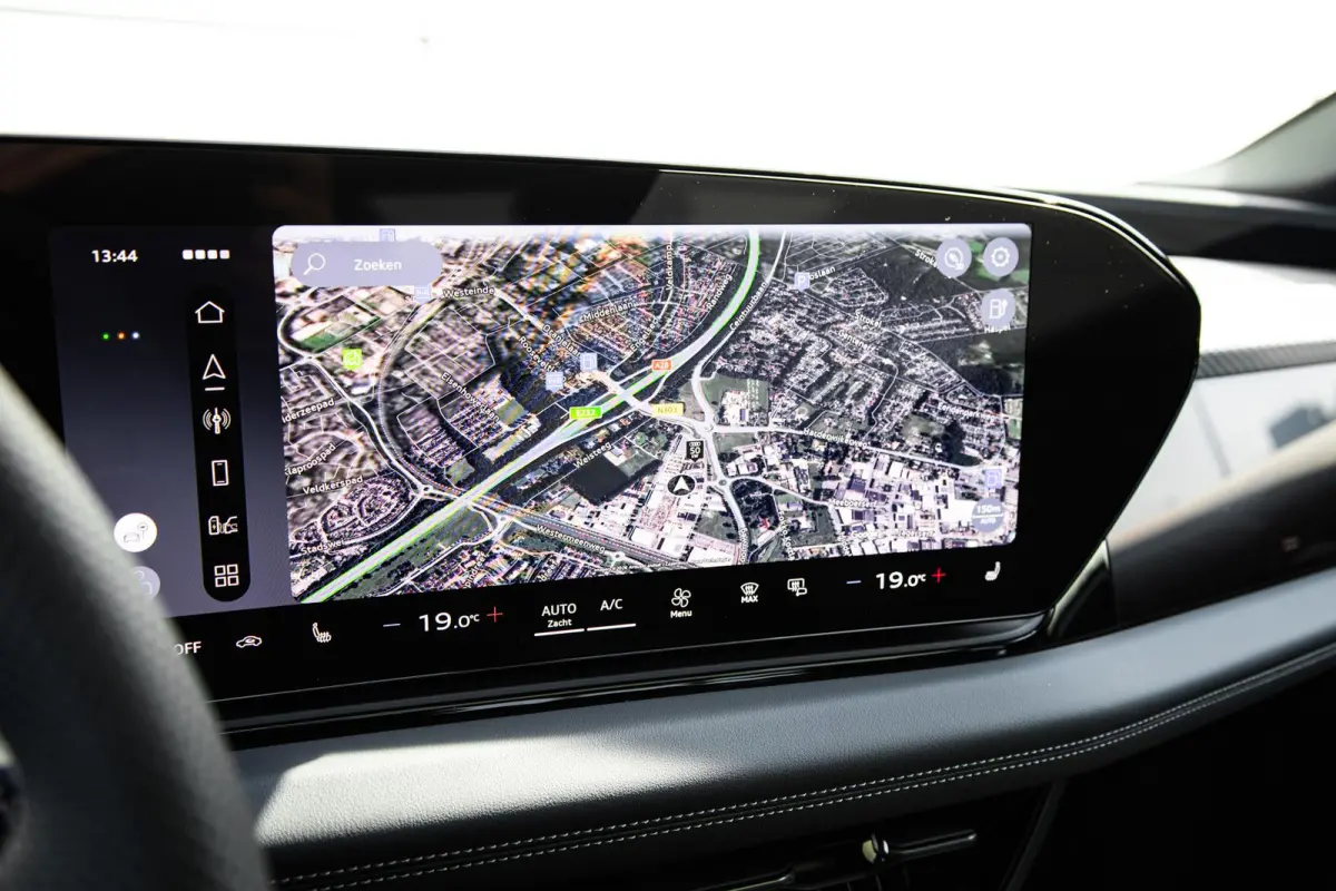 286pk S Edition 83 kWh | Head-up Display | Luchtvering