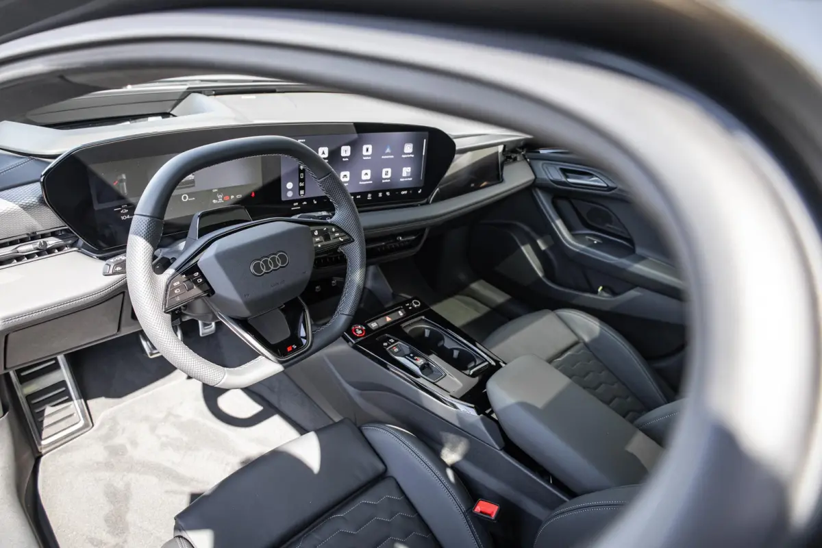 286pk S Edition 83 kWh | Head-up Display | Luchtvering