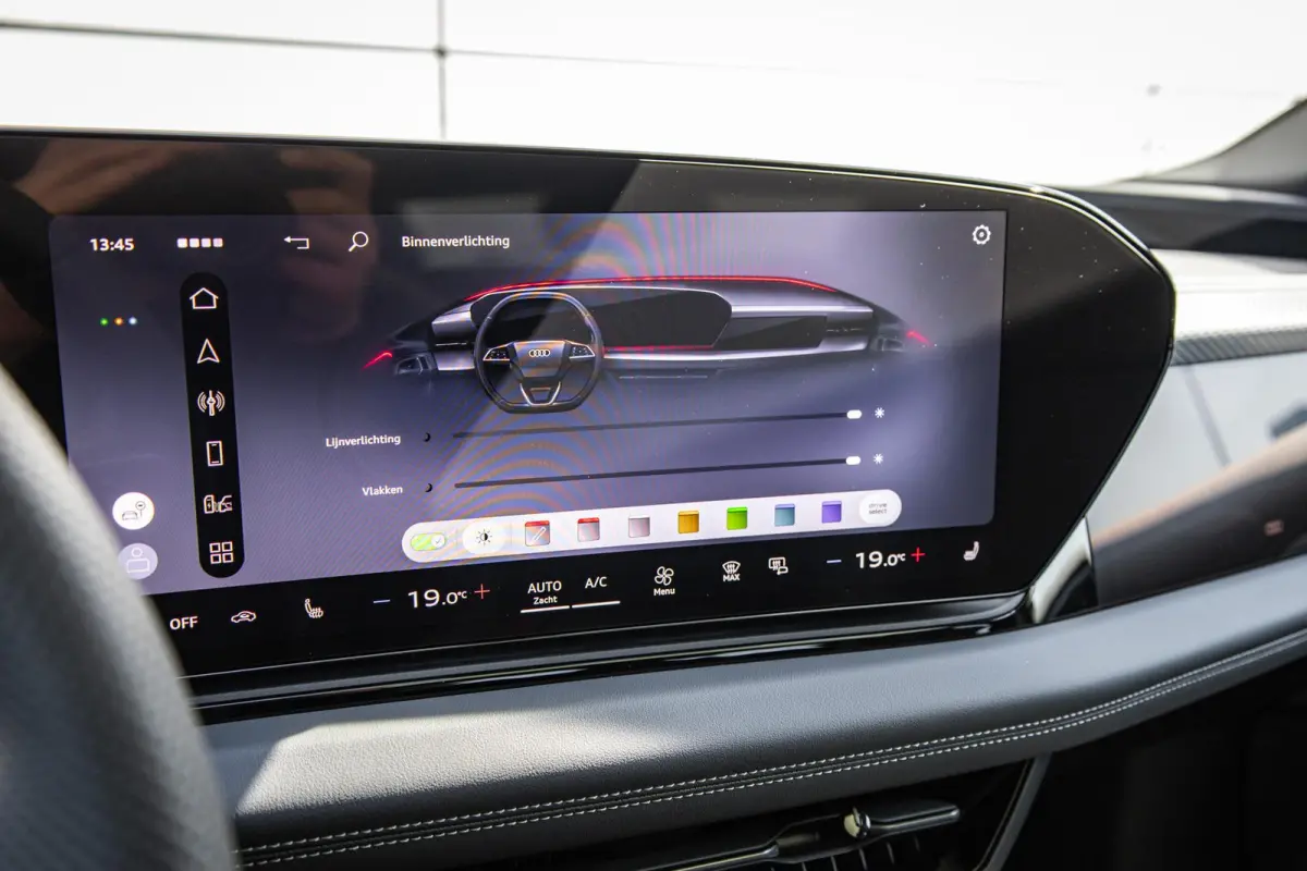 286pk S Edition 83 kWh | Head-up Display | Luchtvering