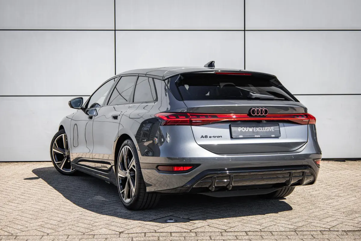 286pk S Edition 83 kWh | Head-up Display | Luchtvering