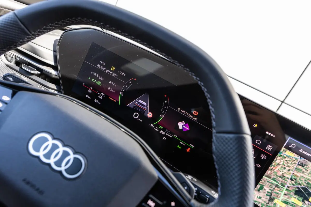 2.0 e-hybrid 367pk quattro S edition Competition | Luchtvering | Trekhaak | Panoramadak