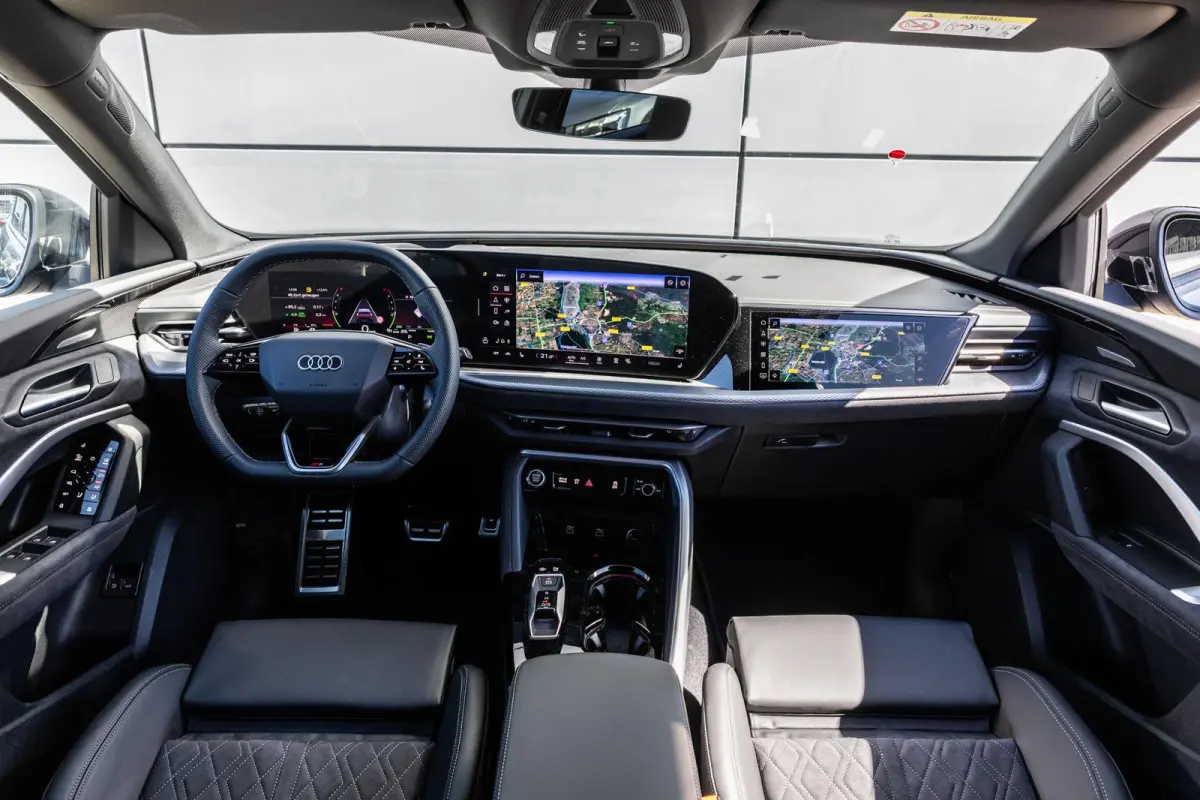 2.0 e-hybrid 367pk quattro S edition Competition | Luchtvering | Trekhaak | Panoramadak