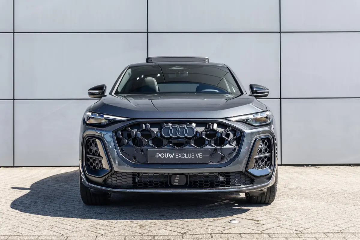 2.0 e-hybrid 367pk quattro S edition Competition | Luchtvering | Trekhaak | Panoramadak