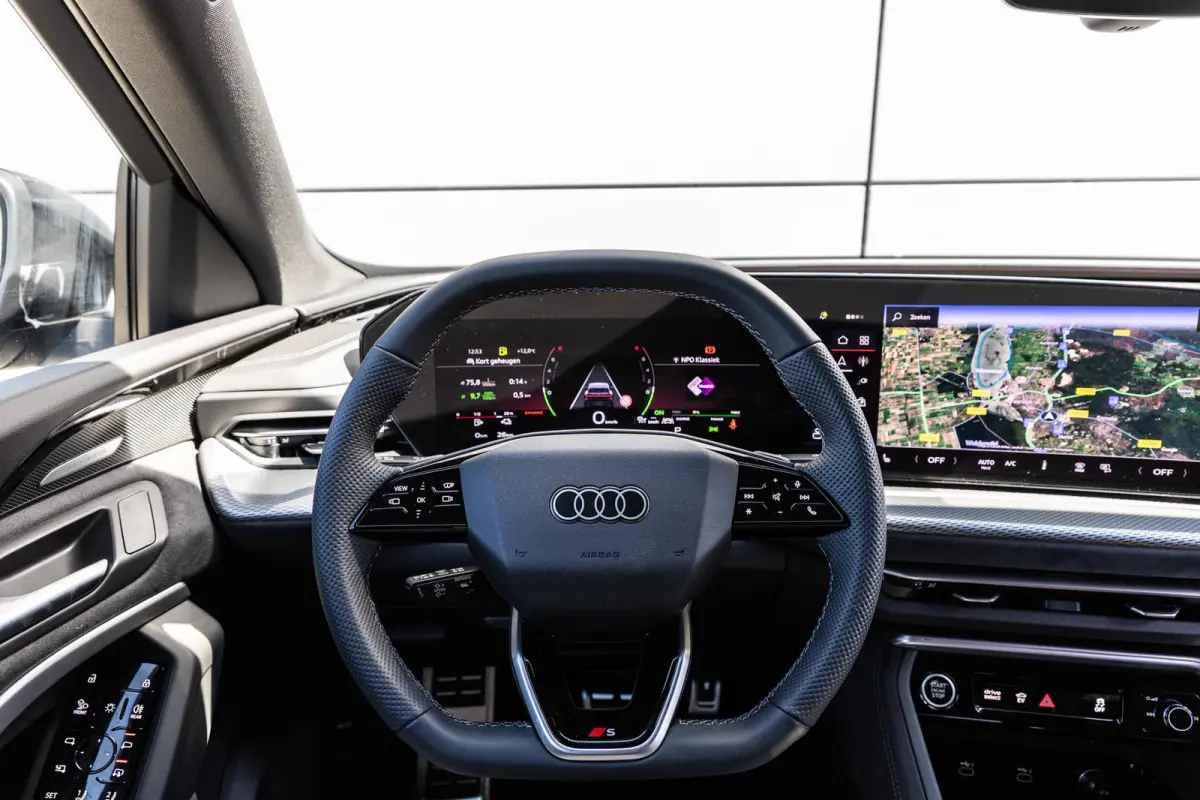 2.0 e-hybrid 367pk quattro S edition Competition | Luchtvering | Trekhaak | Panoramadak