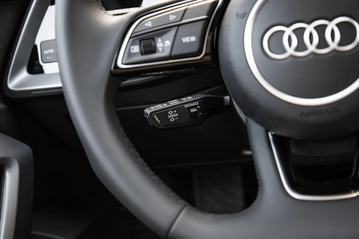 40 TFSI e 204pk Advanced edition | LMV 18'' | Panoramadak
