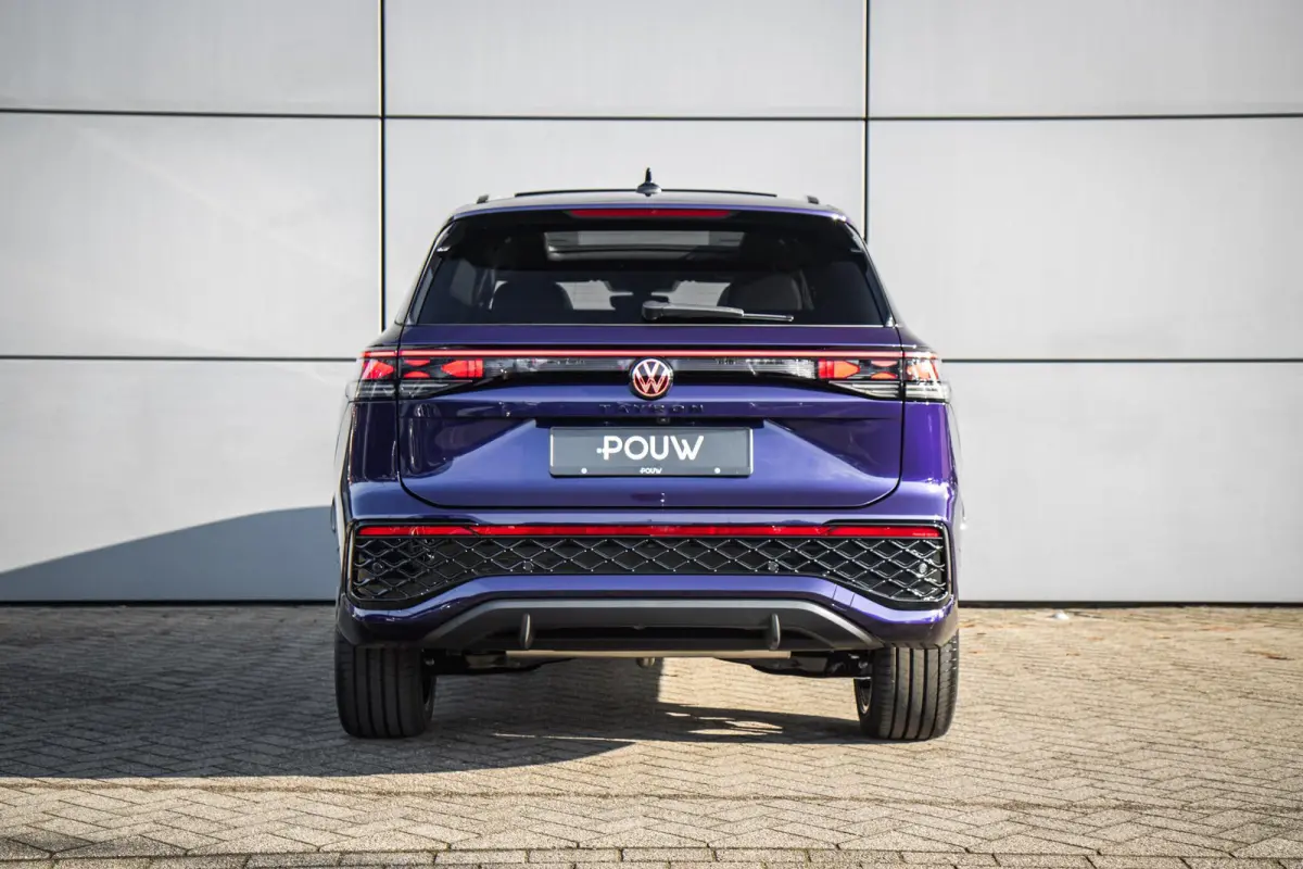 1.5 eHybrid 204pk DSG R-Line Edition | LMV 20'' | Panoramadak | Trekhaak