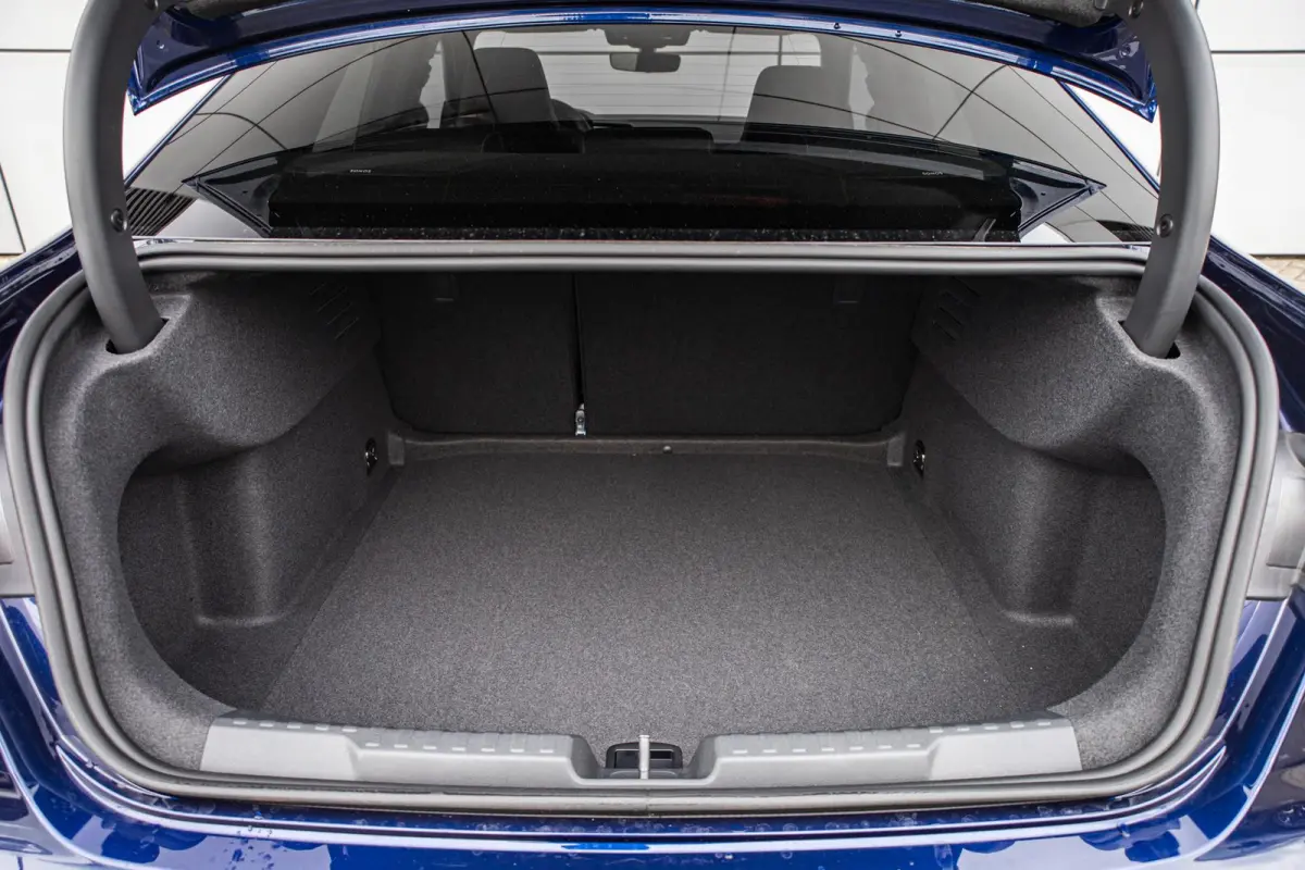 30 TFSI 116pk S-tronic S edition | Panoramadak | 19" Velgen | SONOS