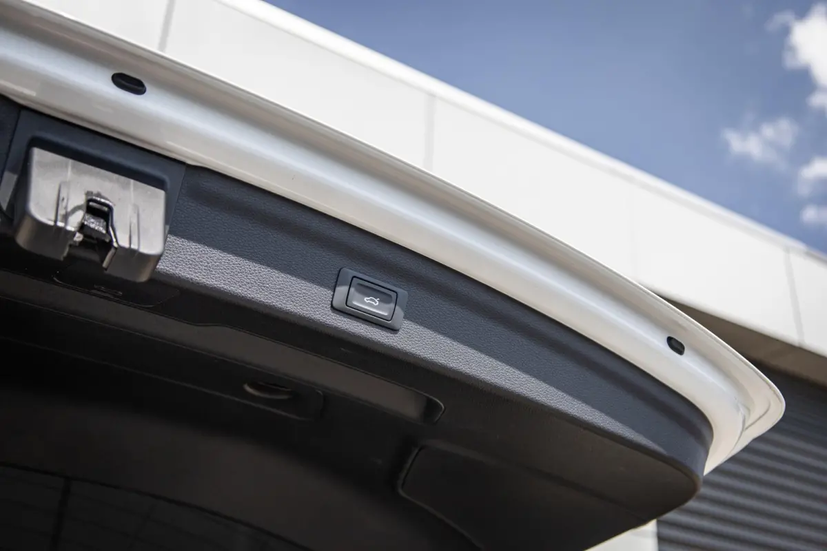 45 TFSIe 245pk PHEV S Edition | Camera | Elek. Stoelen | Matrix LED | Adaptive Cruise | 20" Velgen