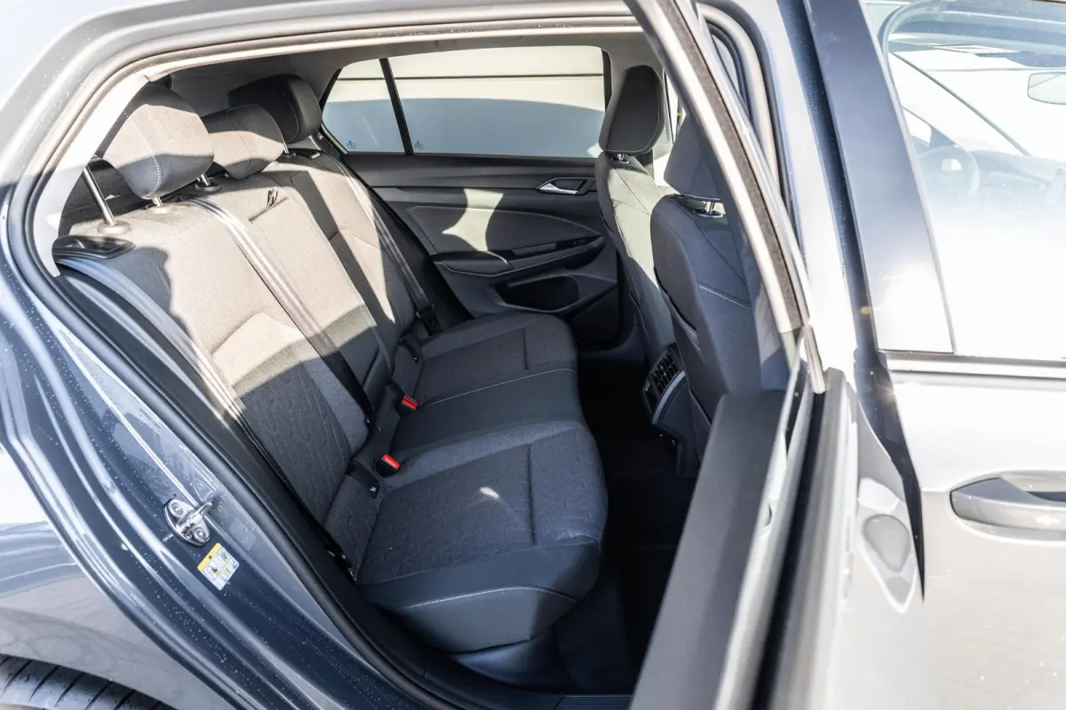 1.5 TSI 115pk Life Edition | 18" Velgen | Trekhaak Wegklapbaar