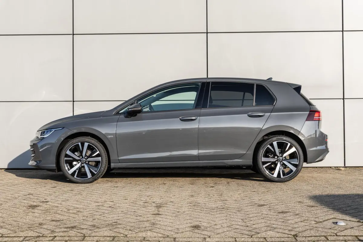 1.5 TSI 115pk Life Edition | 18" Velgen | Trekhaak Wegklapbaar