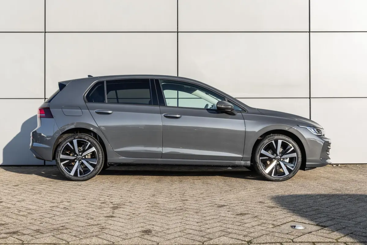 1.5 TSI 115pk Life Edition | 18" Velgen | Trekhaak Wegklapbaar