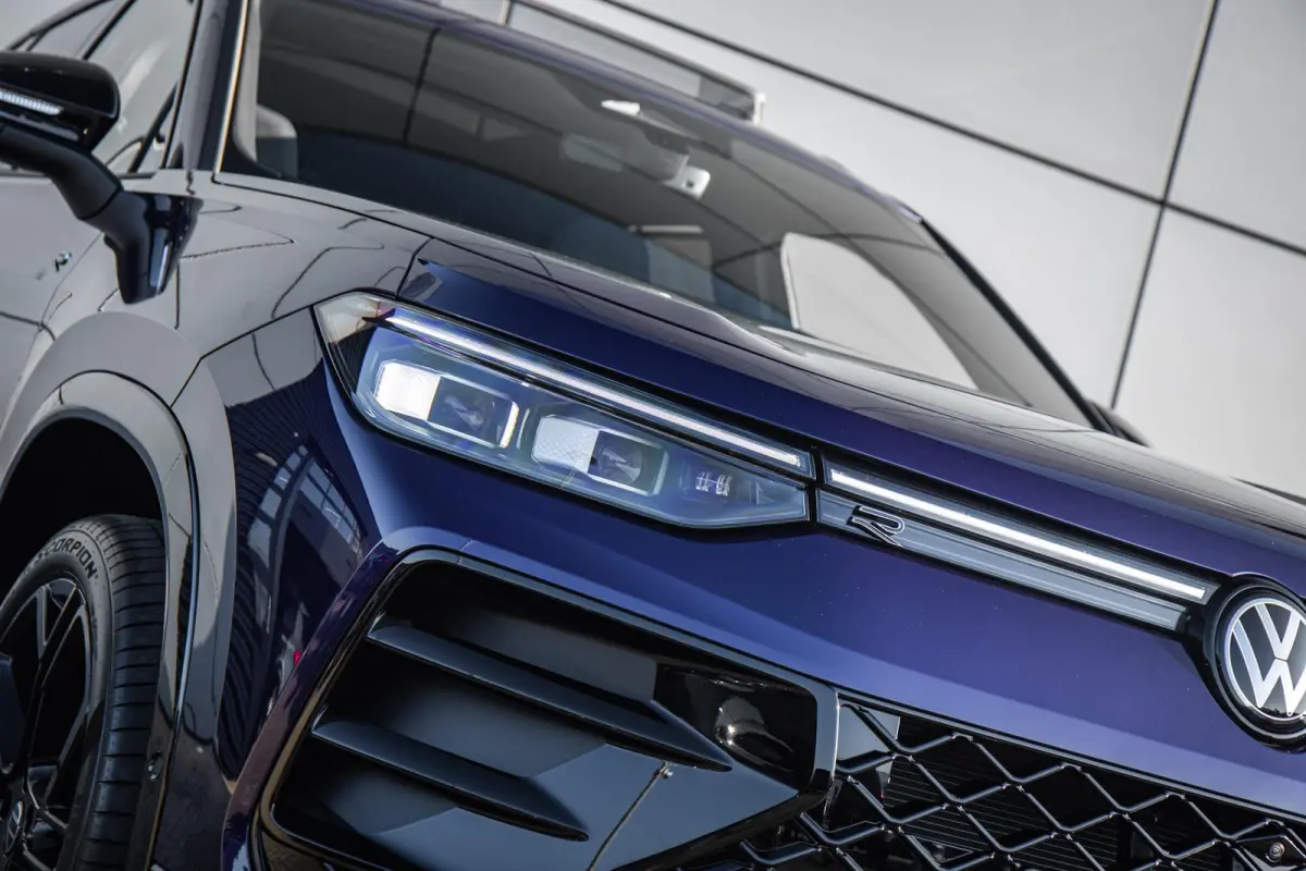 1.5 eHybrid 204pk DSG R-Line Edition | LMV 20'' | Panoramadak | Trekhaak