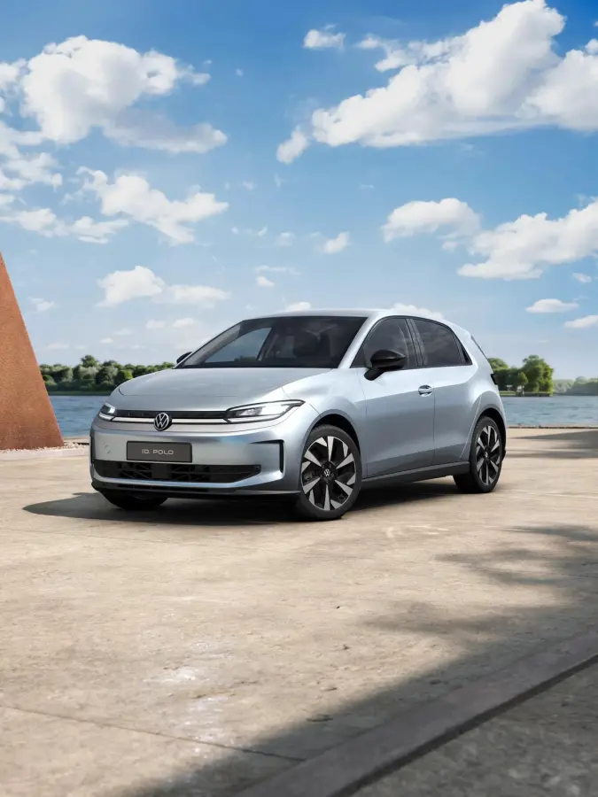 Life First Edition 211pk 52 kWh | LMV 18'' | Achteruitrijcamera