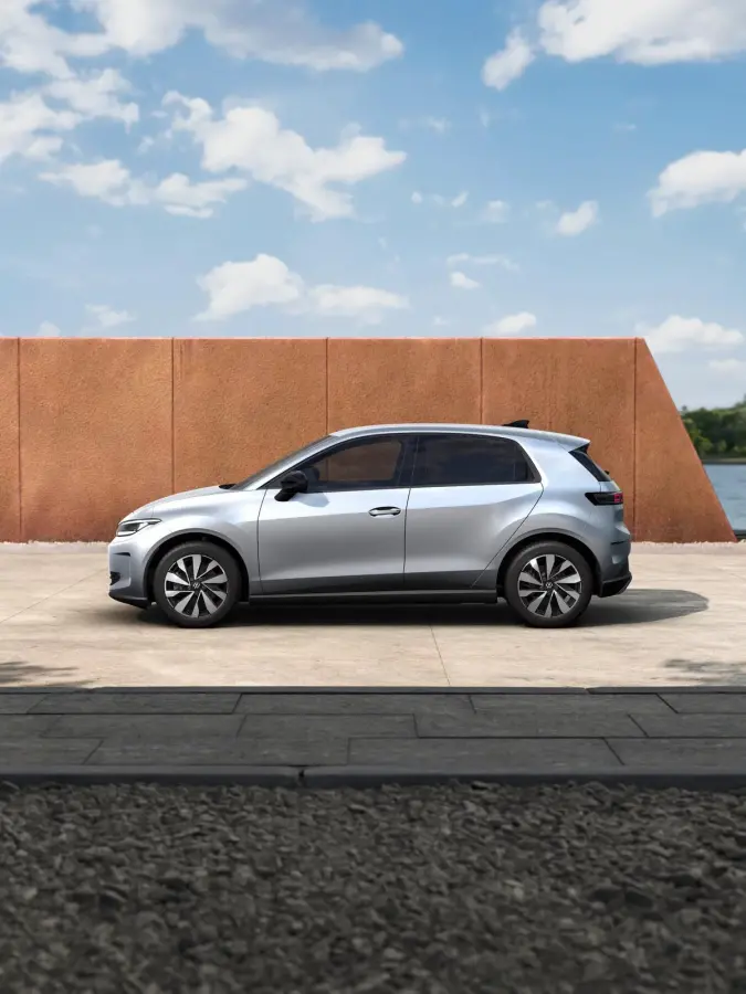 211pk Life First Edition 52 kWh | 17" Velgen | Stoelverwarming