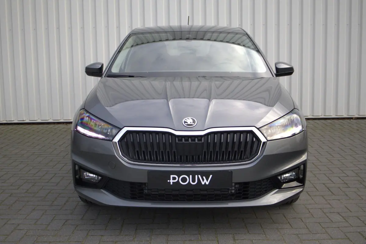 1.0 TSI 95pk Selection | 15" Velgen | Getint Glas
