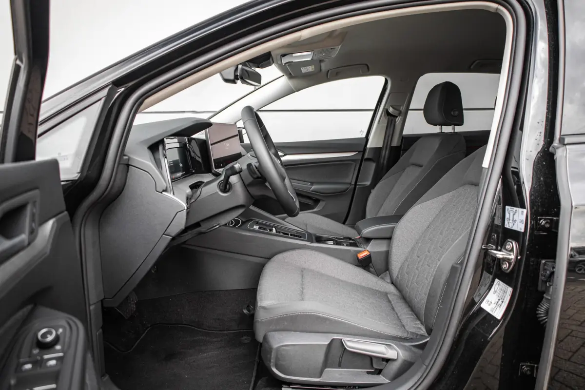 1.5 eHybrid 204pk Life Edition | 19" Velgen | Apple Carplay/Android Auto