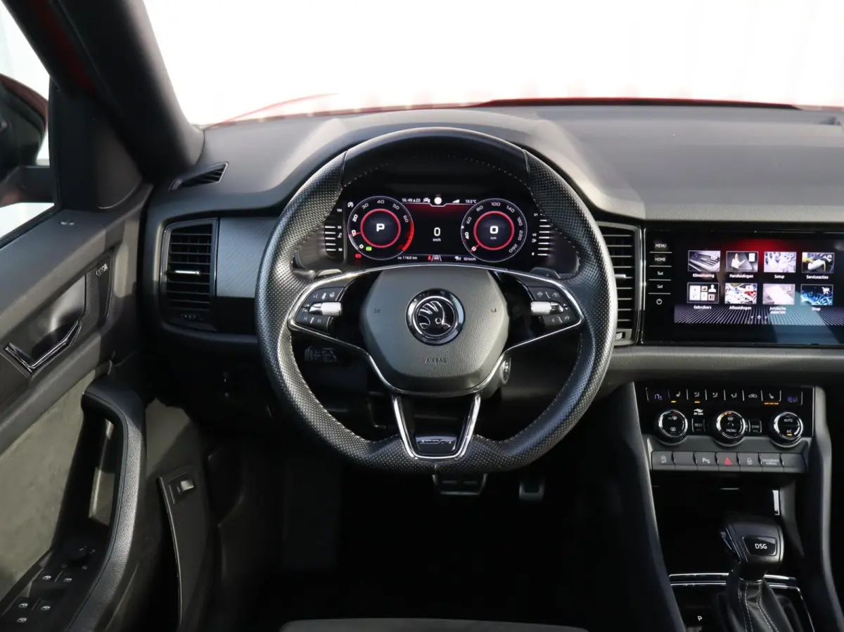 1.5 TSI 150pk DSG Sportline Business | Panoramadak | Trekhaak | Memory Seats | Stoel en Stuurverwarming | Achteruitrijcamera | Climata Controle |