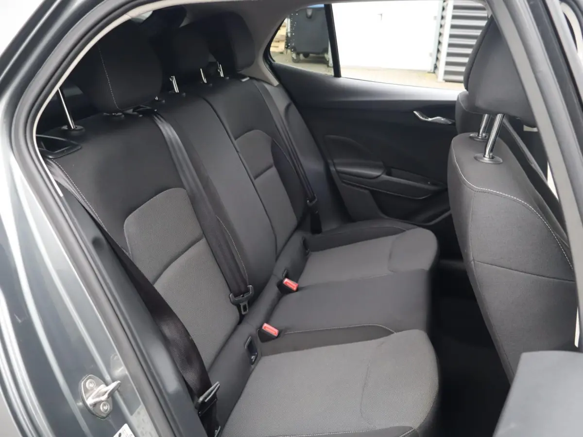 1.0 TSI 95pk Business Edition | Android Auto / Apple CarPlay | Verwarmbare Voorstoelen