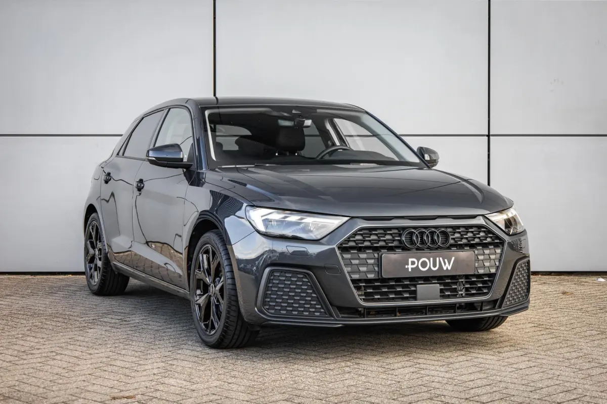 30 TFSI 115pk S-tronic Advanced Edition | Smartphone Interface | Stoelverwarming | LED Verlichting