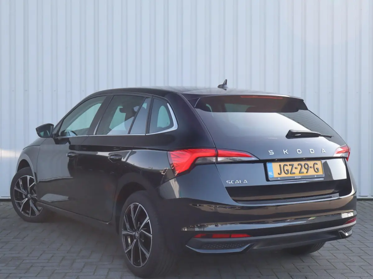 1.0 TSI 115pk Business Edition | Trekhaak Wegklapbaar | Stoelverwarming